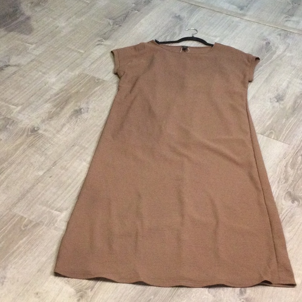 NWOT🤎Emery Rose coco brown dress